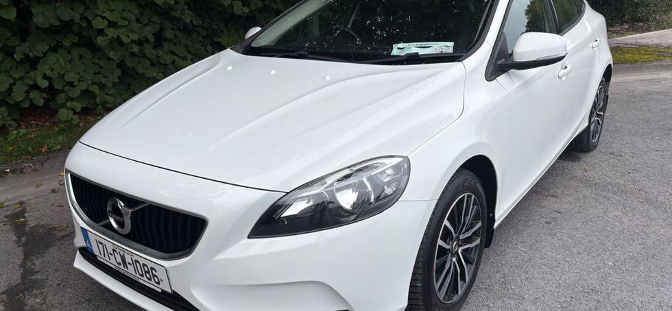Volvo V40 2017