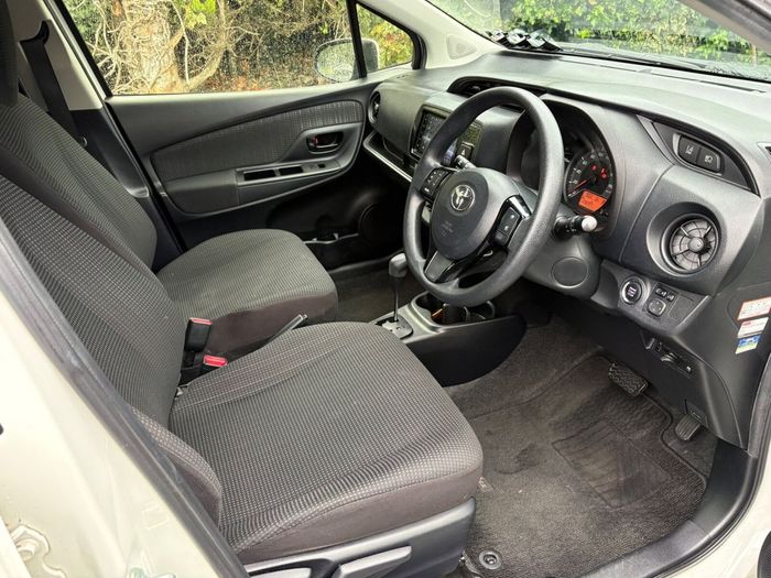 Toyota Vitz 2017