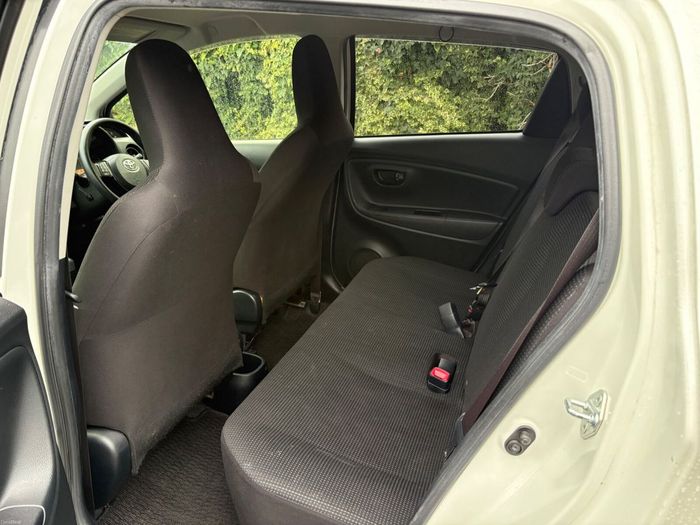 Toyota Vitz 2017