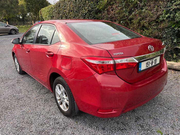 Toyota Corolla 2015