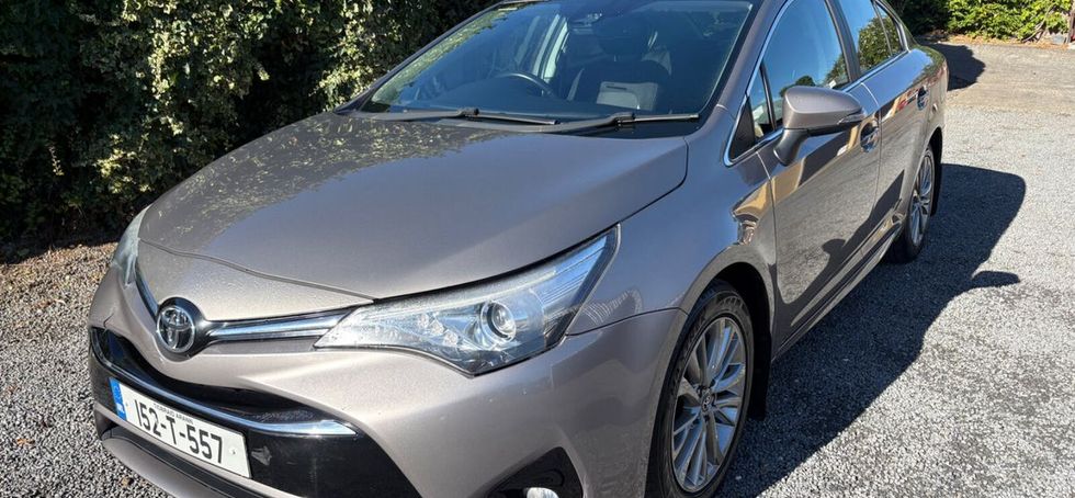 Toyota Avensis 2015