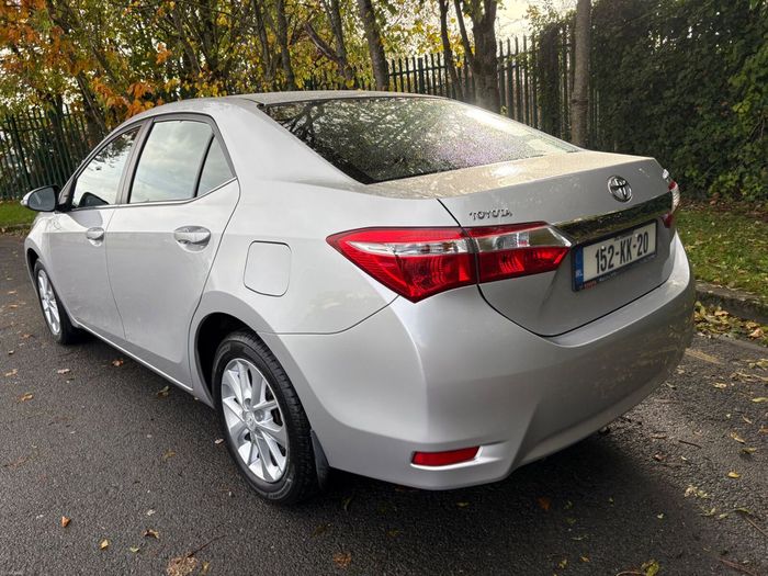 Toyota Corolla 2015