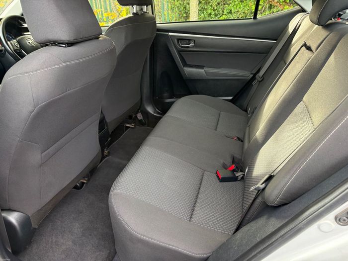 Toyota Corolla 2015