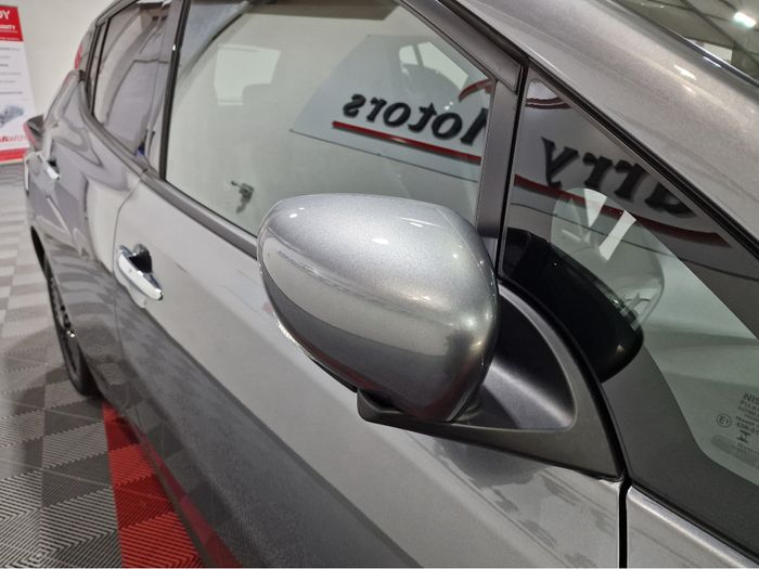 Nissan Leaf 2024
