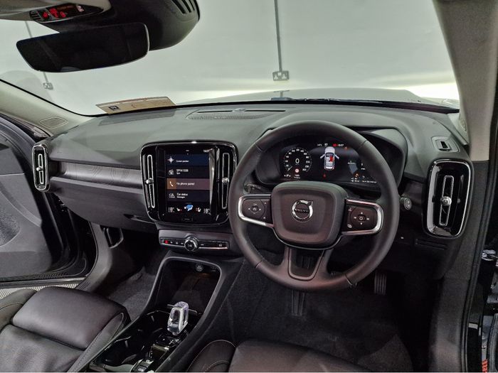 Volvo XC40 2023