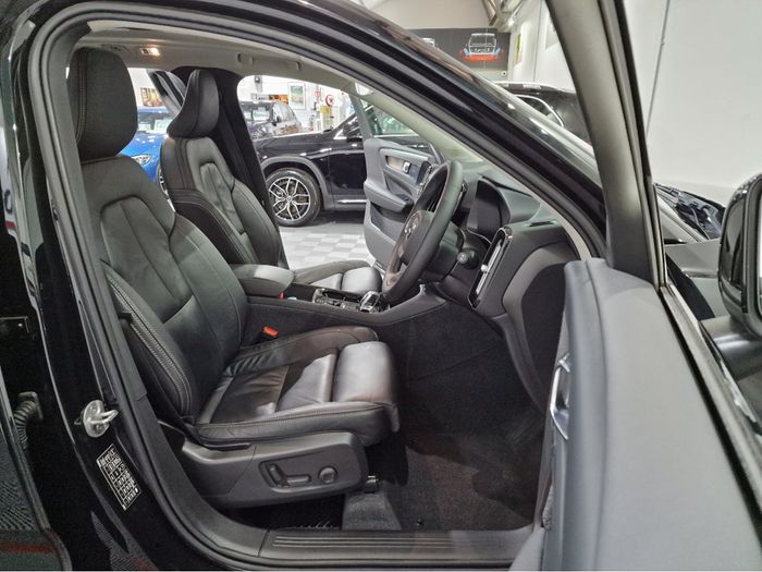 Volvo XC40 2023