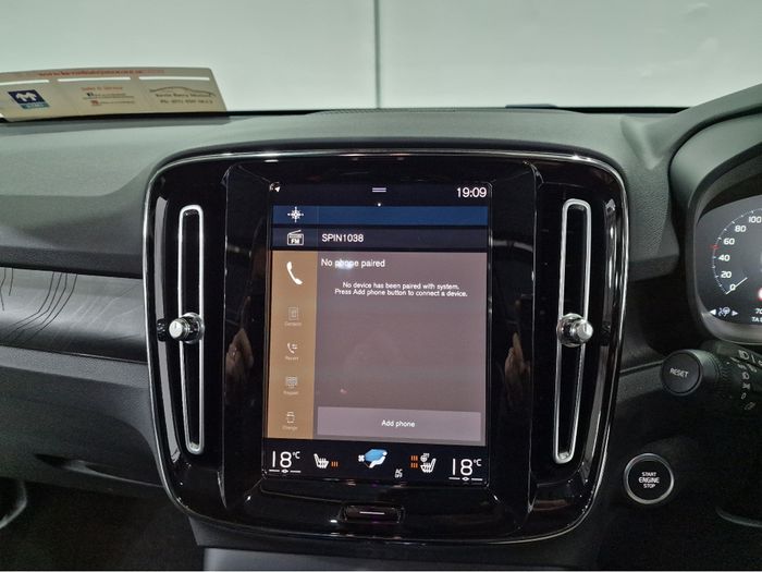 Volvo XC40 2023