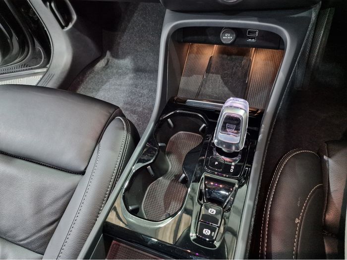 Volvo XC40 2023