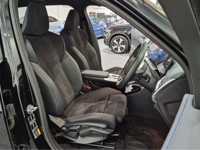 BMW iX1 2023