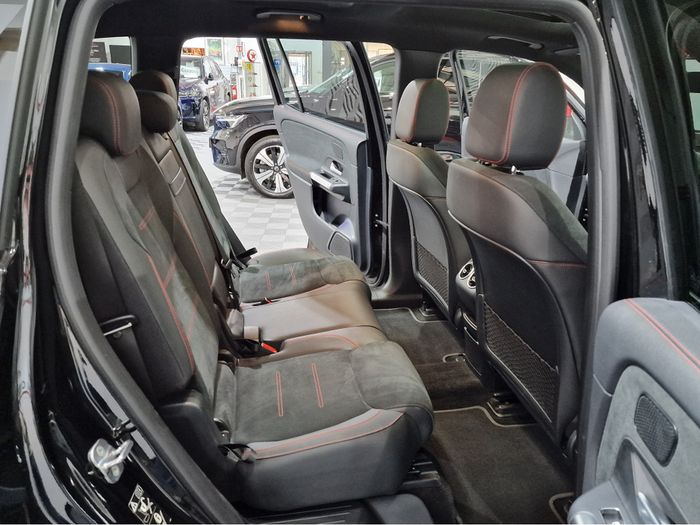 Mercedes-Benz EQB 2024