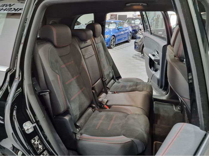Mercedes-Benz EQB 2024