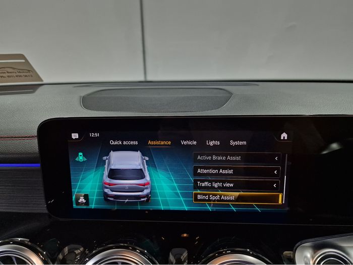 Mercedes-Benz EQB 2024