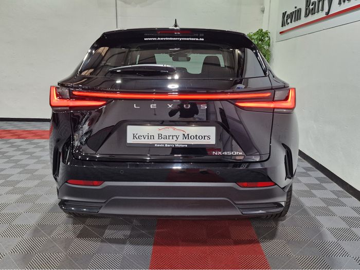 Lexus NX 450H+ 2024