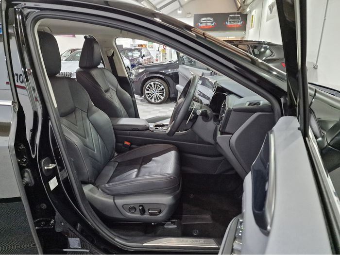 Lexus NX 450H+ 2024
