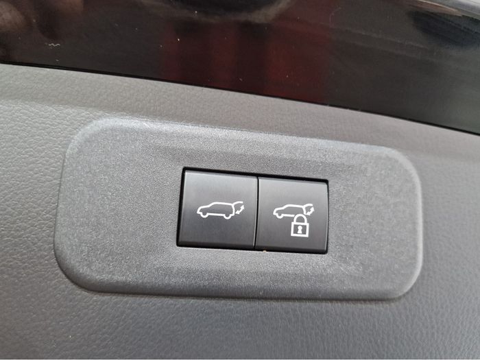 Lexus NX 450H+ 2024