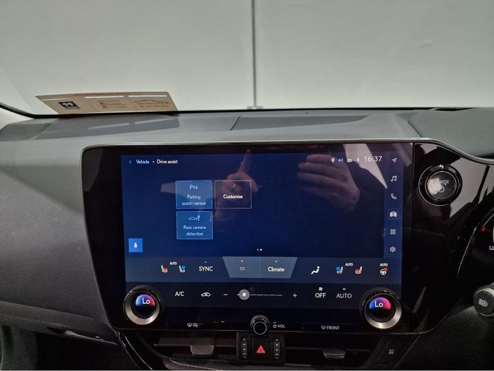 Lexus NX 450H+ 2024
