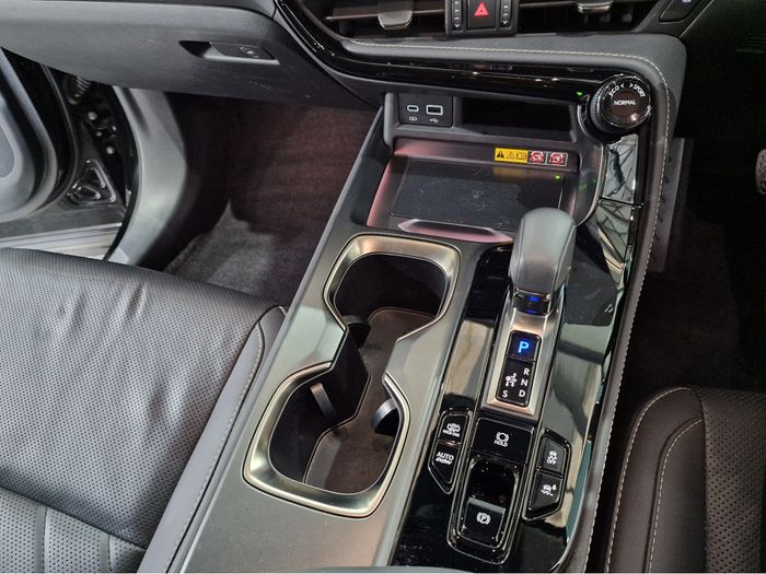 Lexus NX 450H+ 2024