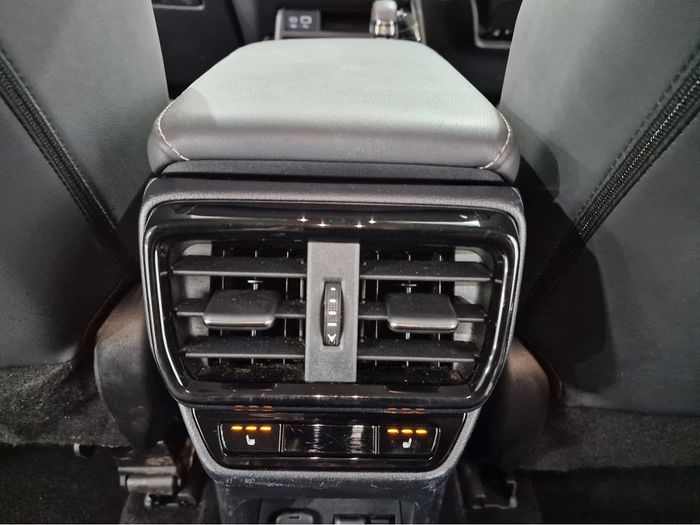 Lexus NX 450H+ 2024