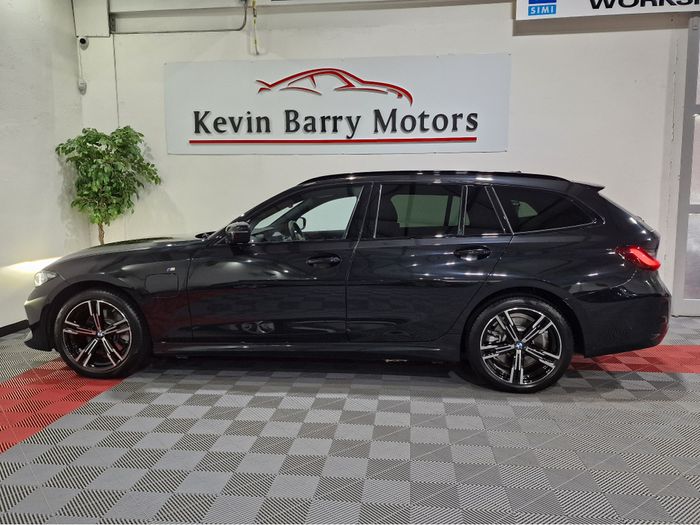 BMW 3 Series 2025