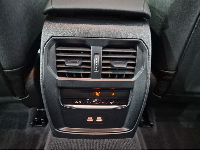 BMW 3 Series 2025