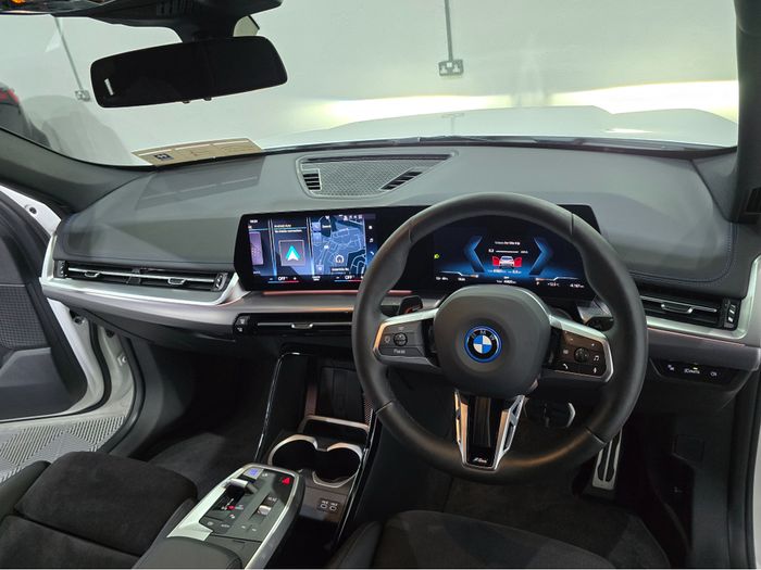 BMW iX1 2023