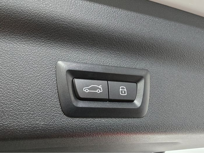BMW iX1 2023