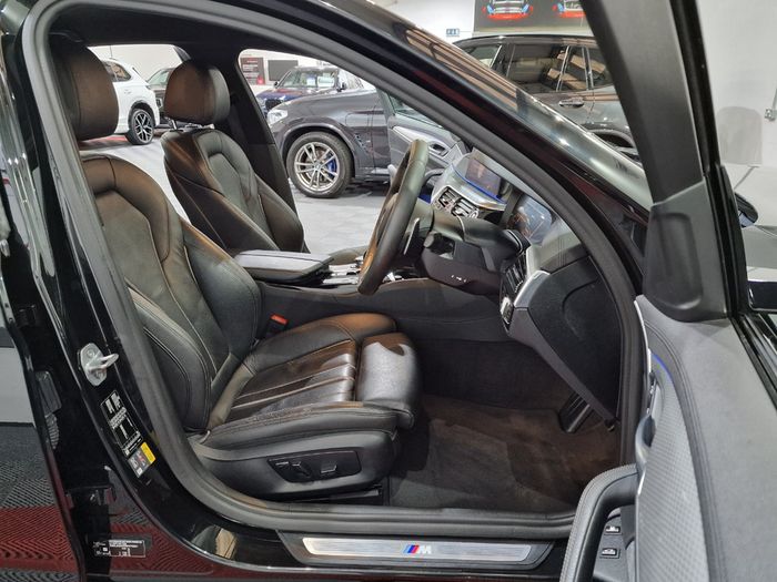 BMW 5 Series 2019