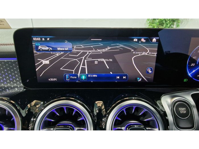 Mercedes-Benz EQB 2024