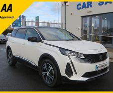 Peugeot 5008 2021