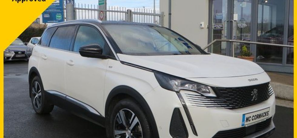 Peugeot 5008 2021