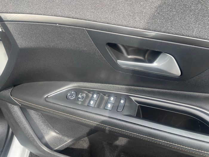 Peugeot 3008 2020
