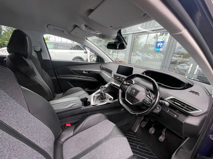 Peugeot 5008 2018