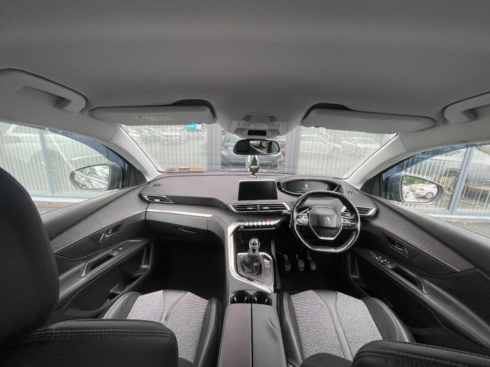 Peugeot 5008 2018