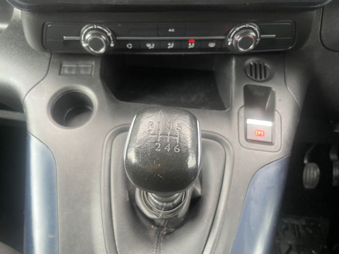 Peugeot Rifter 2021