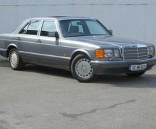 Mercedes-Benz S-Class 1992