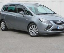 Opel Zafira 2015