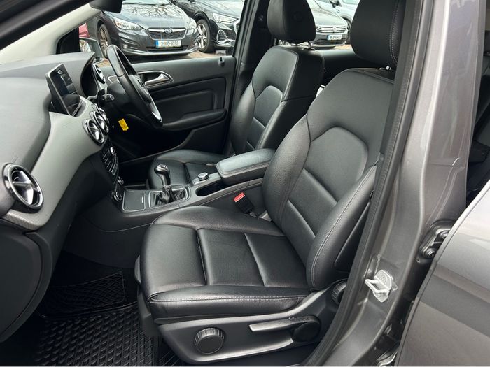 Mercedes-Benz B-Class 2016