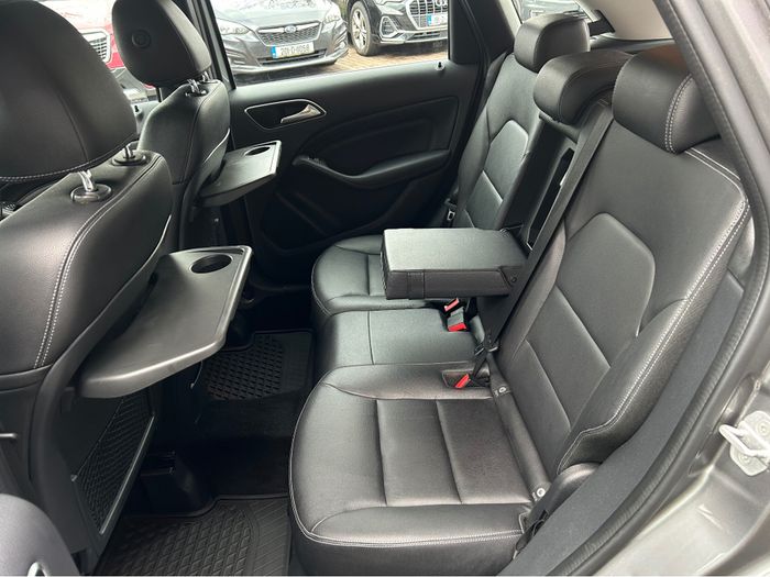 Mercedes-Benz B-Class 2016