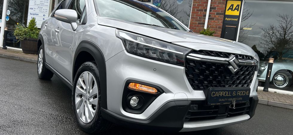 Suzuki S-CROSS 2024