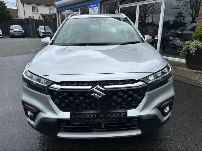 Suzuki S-CROSS 2024