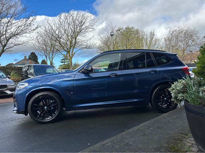 BMW X3 2021