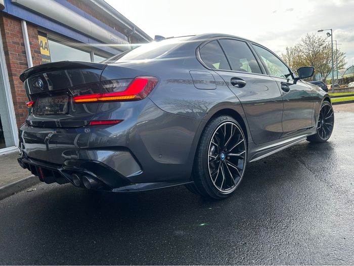 BMW 3 Series 2021
