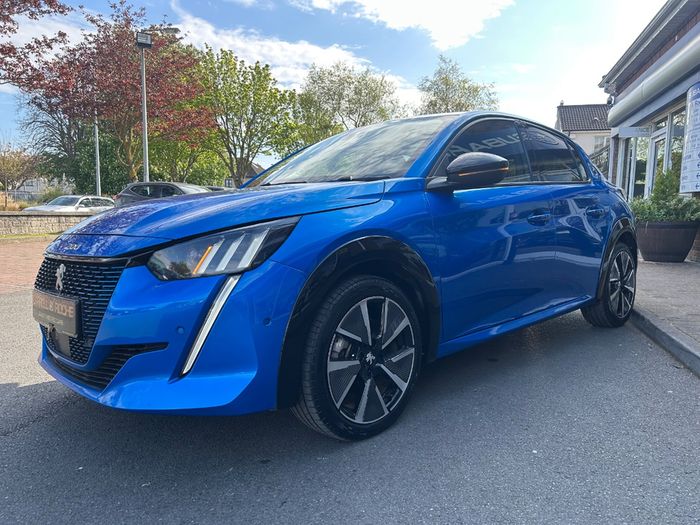 Peugeot 208 2022