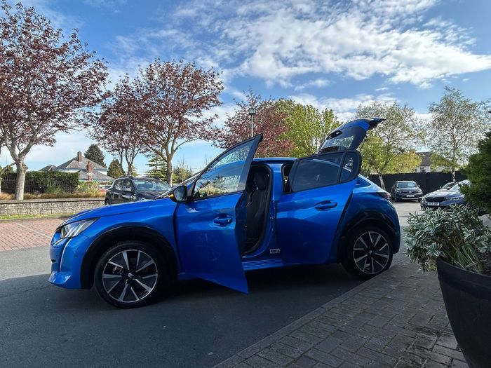 Peugeot 208 2022