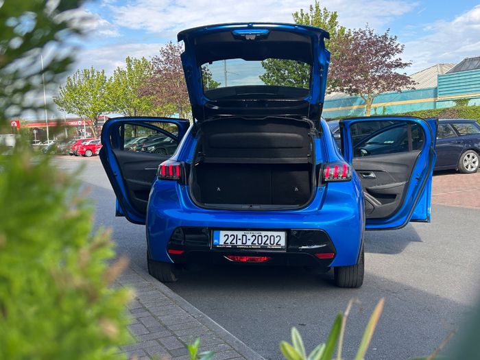 Peugeot 208 2022