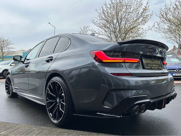BMW 3 Series 2021