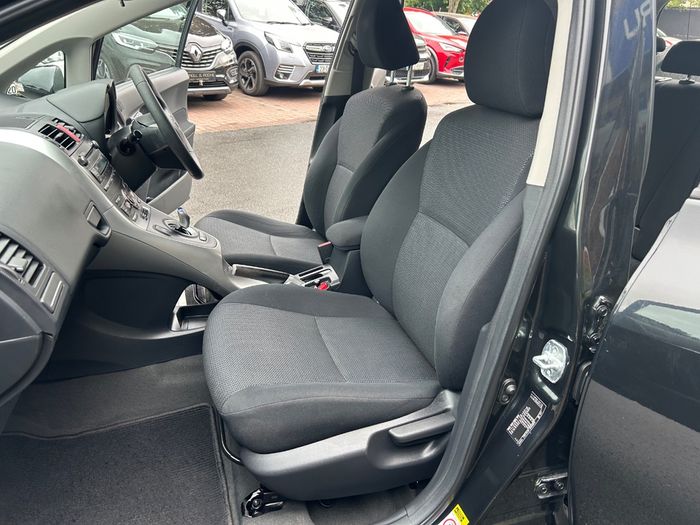 Toyota Auris 2011