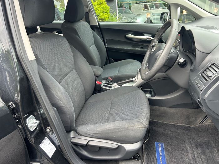Toyota Auris 2011