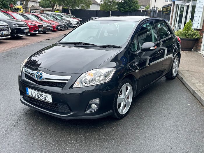 Toyota Auris 2011