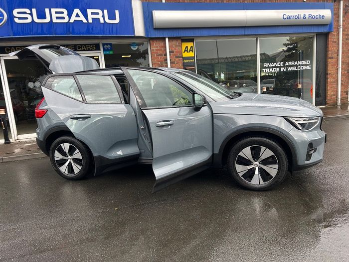 Volvo XC40 2023